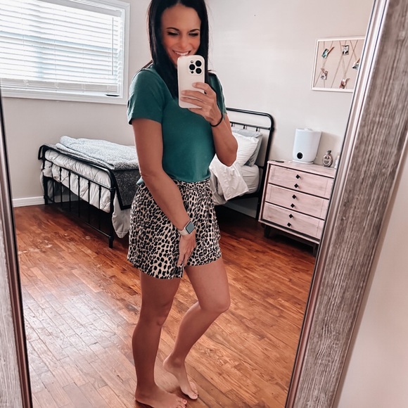 zara paper bag leopard print shorts - Picture 4 of 8